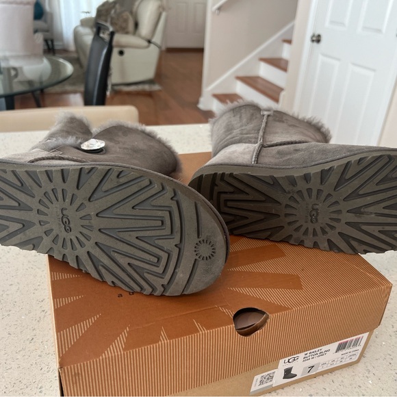 W Bailey Button Bling Boots - Picture 3 of 7